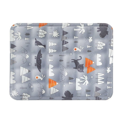 Tapis rafraichissant pour chien gris avec animaux et arbre